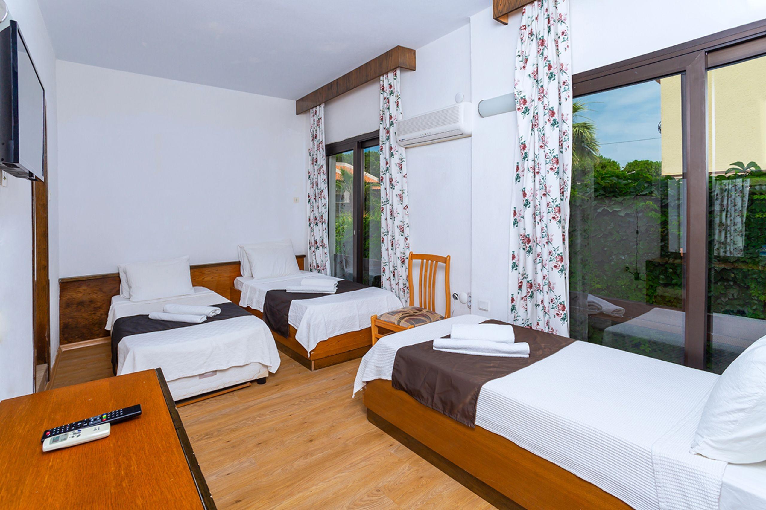 Kabasakal Otel เซสเม ภายนอก รูปภาพ