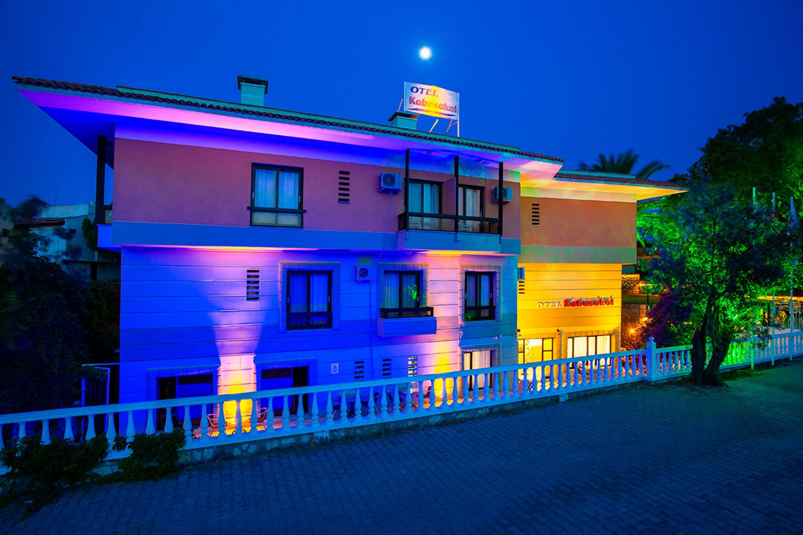Kabasakal Otel เซสเม ภายนอก รูปภาพ