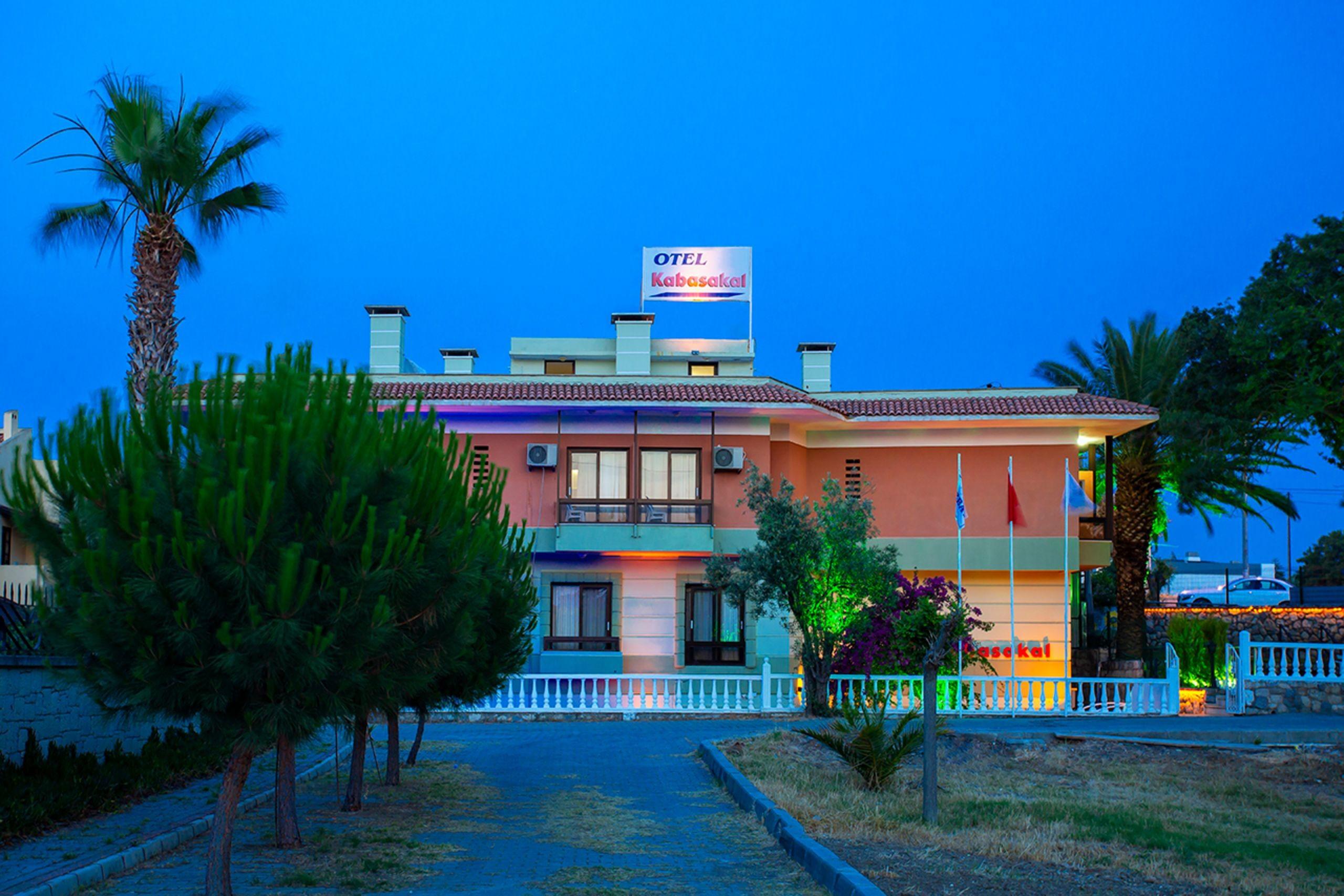 Kabasakal Otel เซสเม ภายนอก รูปภาพ