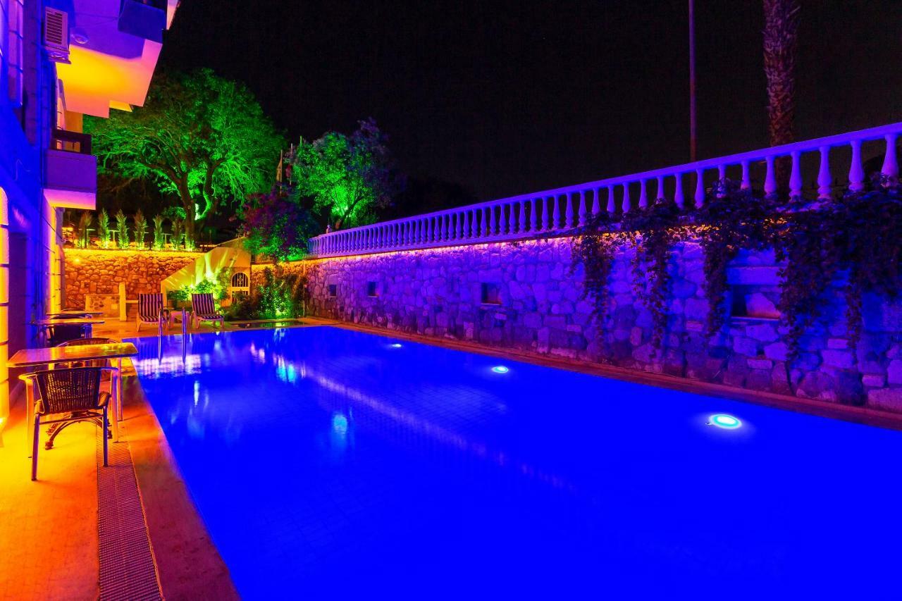 Kabasakal Otel เซสเม ภายนอก รูปภาพ