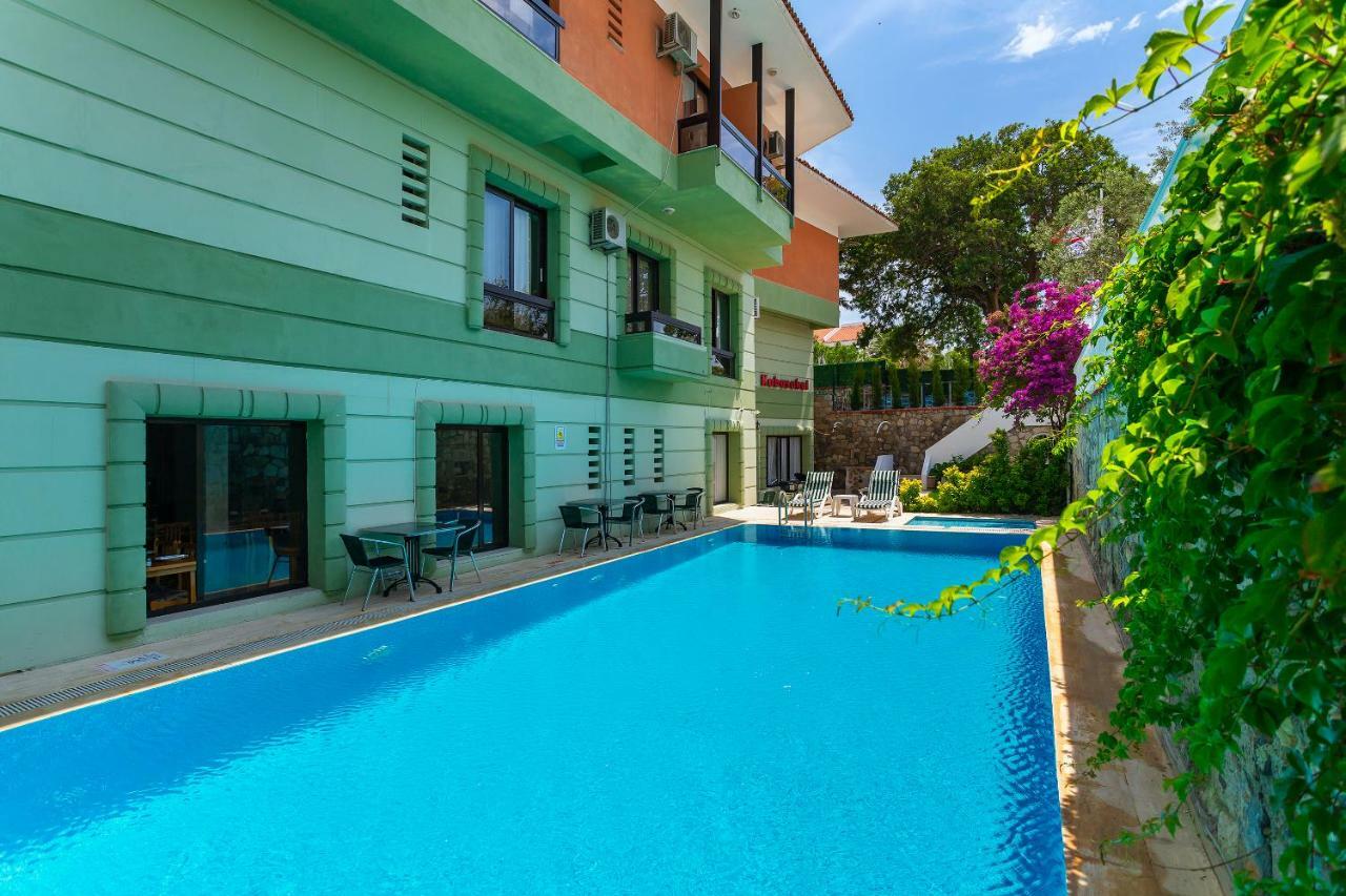 Kabasakal Otel เซสเม ภายนอก รูปภาพ