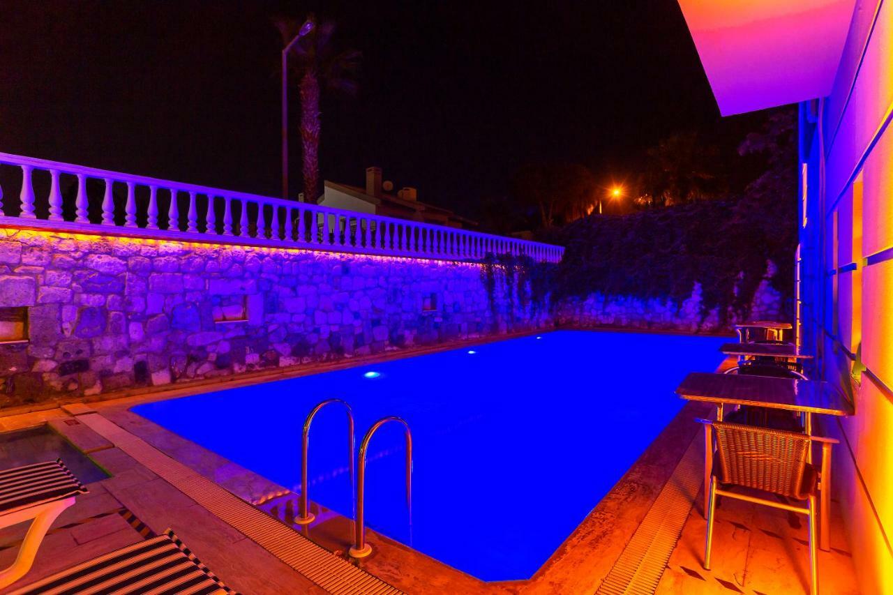 Kabasakal Otel เซสเม ภายนอก รูปภาพ